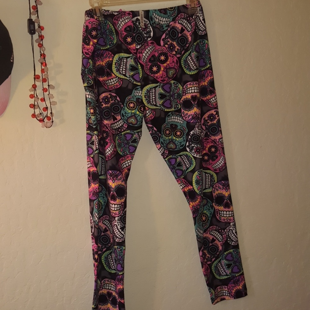 Women's sugar skull leggings size XL